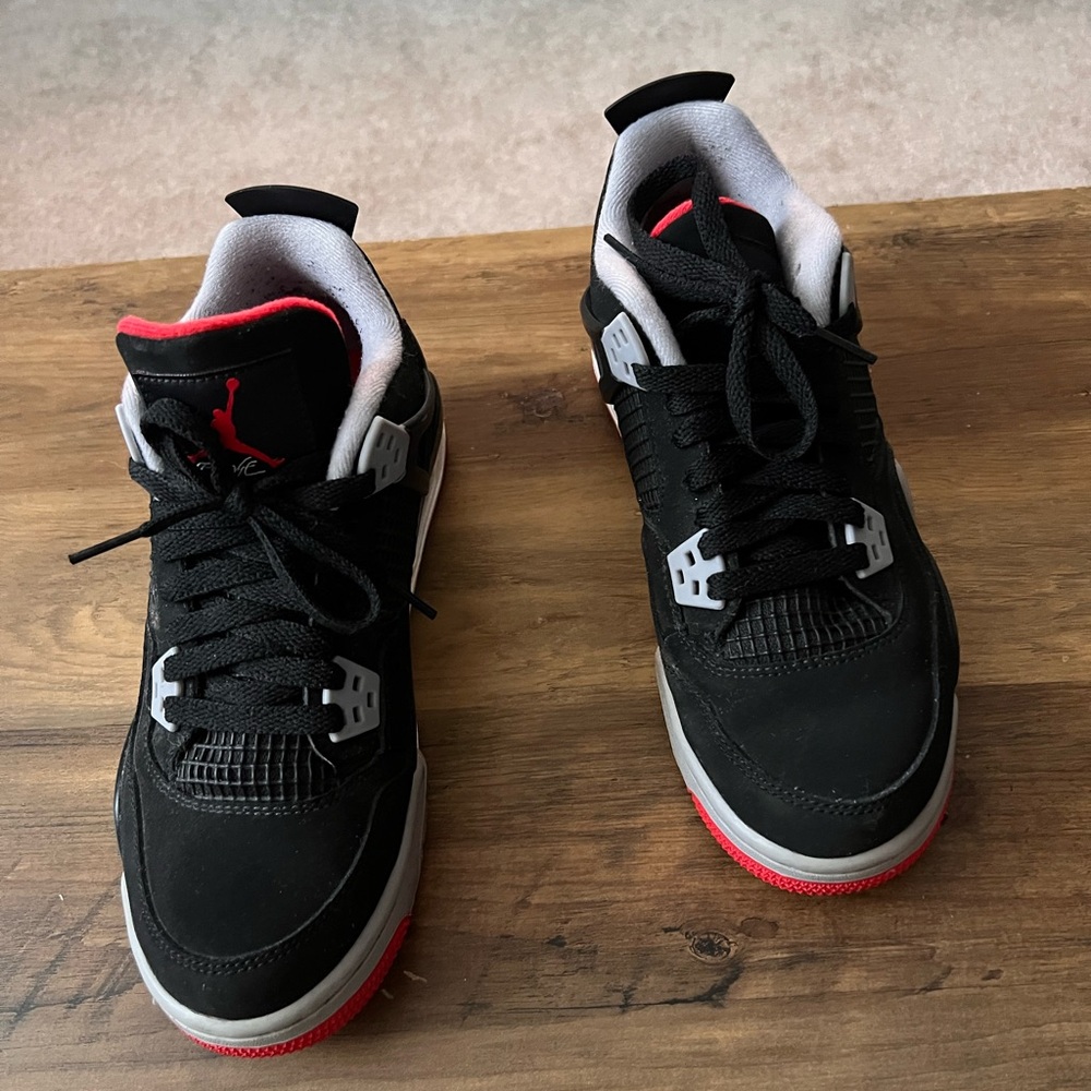 Air Jordan 4